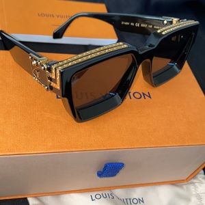 LOUIS VUITTON Millionaire Sunglasses 😎